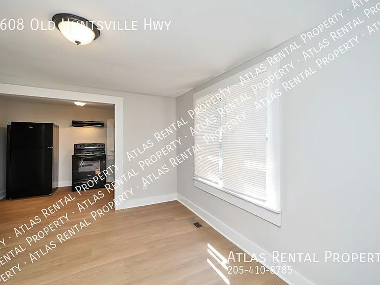 1608 Old Huntsville Hwy NW — Photo 14