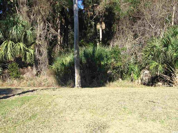 4th image of 425 Porpoise Dr