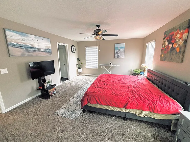 1533 Linwood Cir — Photo 35