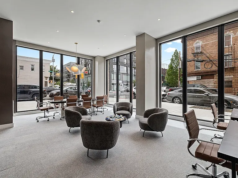 2605 Snyder Ave #2B — Photo 23
