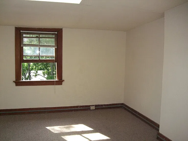 3255 Bishop St — Photo 8