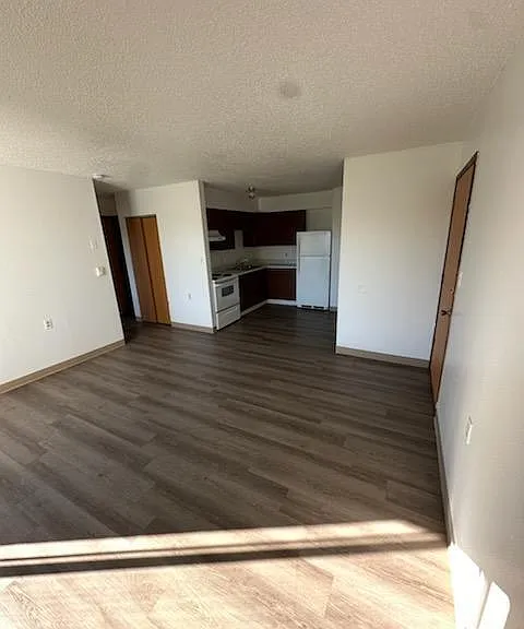 422 S Gustin St — Photo 1