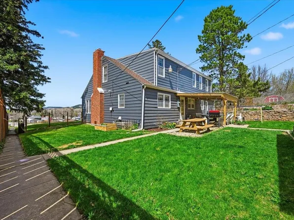 1300 Nellie St, Sturgis, SD 57785