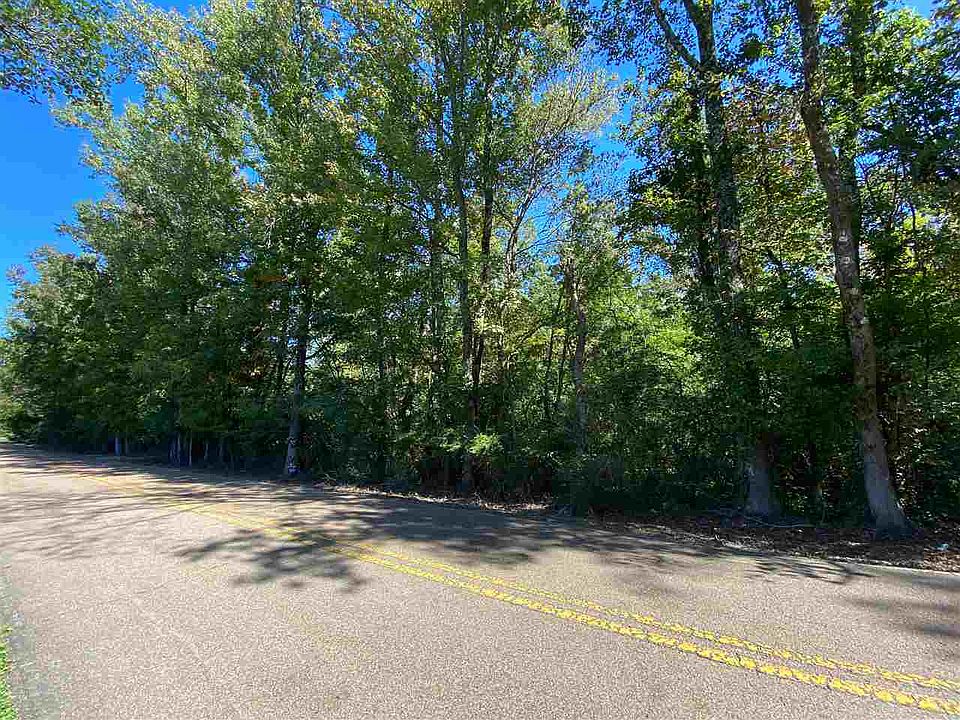 2nd image of 4710 E Circle Rd #40