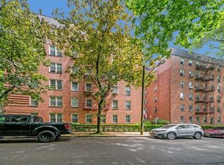 2 Louisiana Ave APT 3D, Bronxville, NY 10708