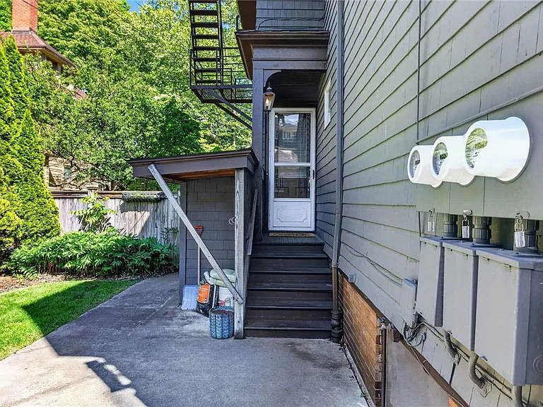 420 Harvard St #1 — Photo 20