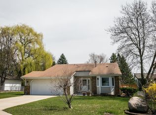 5100 Bona Rd, Mounds View, MN 55112