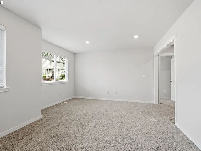 6901 NE 16th Ave — Photo 35