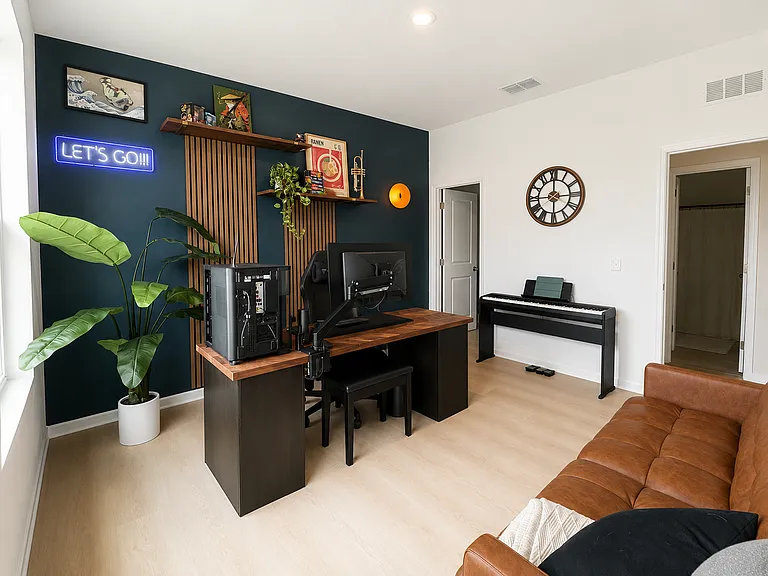 1332 Dalkeith Cv — Photo 17