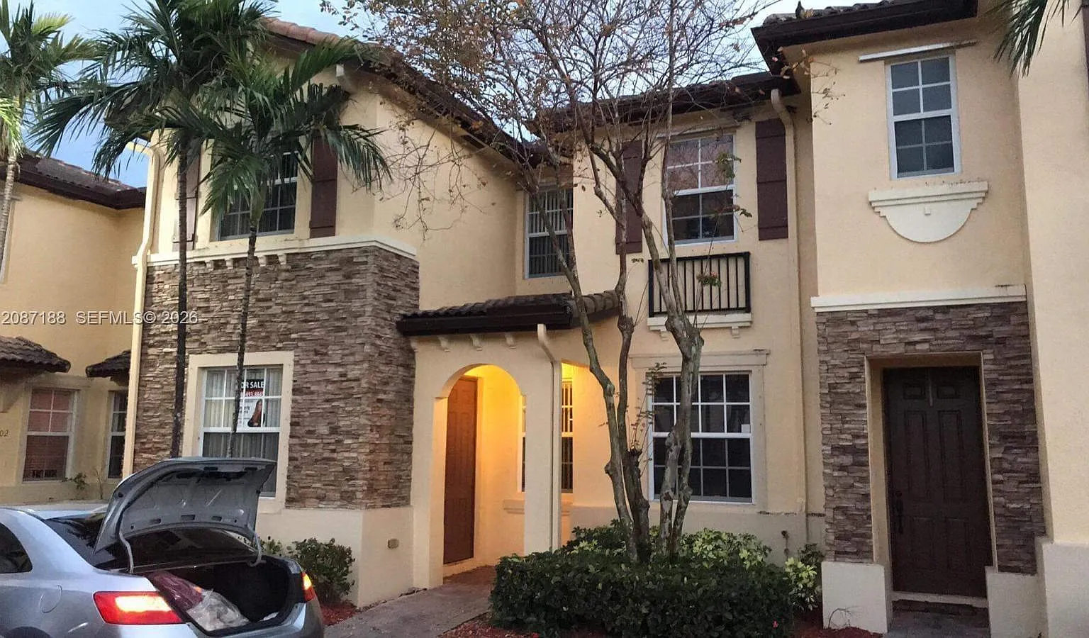 Villas At Carmel Condo No — Photo 1
