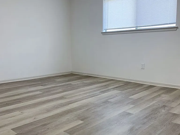 BlueBird Apartments — Photo 36