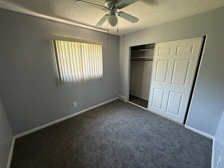 14215 W Nine Mile Rd #14215 — Photo 7