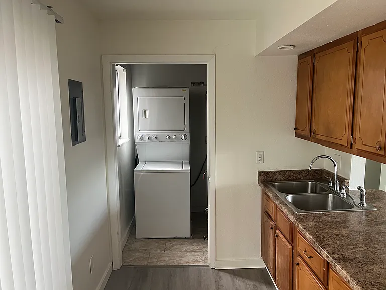 329 S Murray Blvd #A — Photo 2