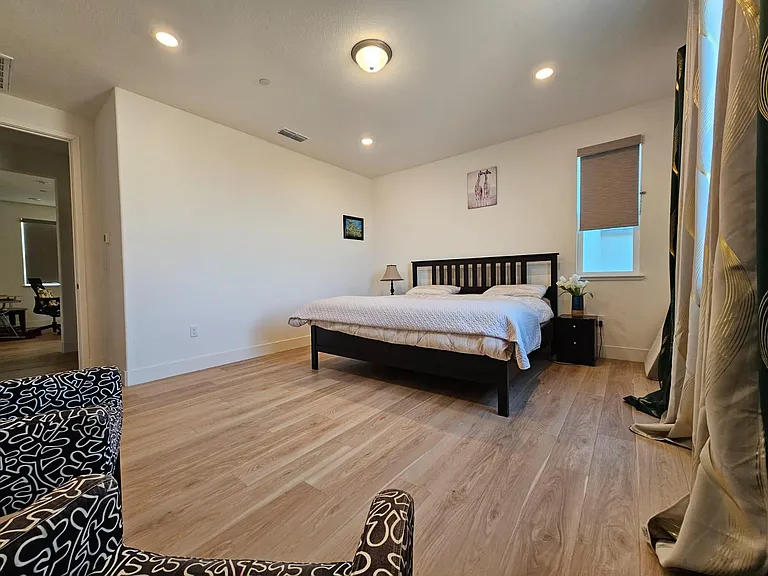 17584 Capricorn Ct — Photo 25