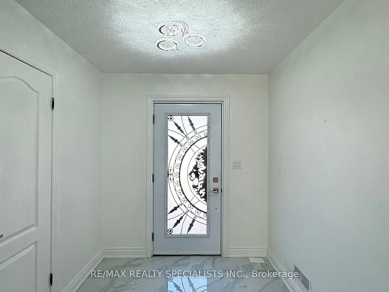 505 Bridlewreath Ct #UPPER LVL — Photo 5