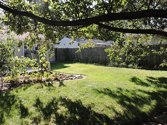 4th image of 1709 Burlington Ave