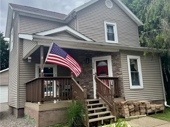 120 4th St NW, Carrollton, OH 44615