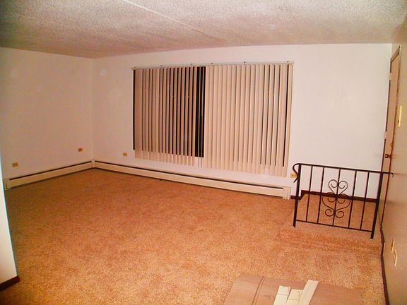 2nd image of 9975 Franchesca Ct APT 1B