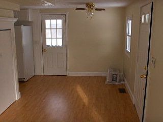 2nd image of 234 Marion St