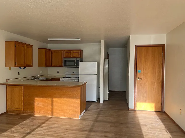 800 Crescent Way — Photo 8