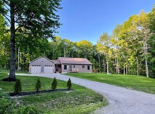 622 Middle Rd, Dresden, ME 04342