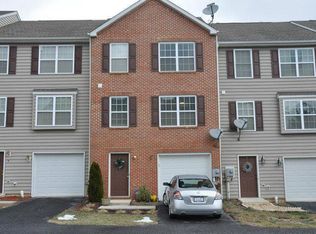 19 Pulpit Ln, Martinsburg, WV 25403