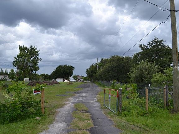 5th image of 4124 High Plains Ln