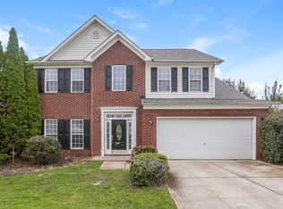 3435 Fairfax Woods Dr, Matthews, NC 28105