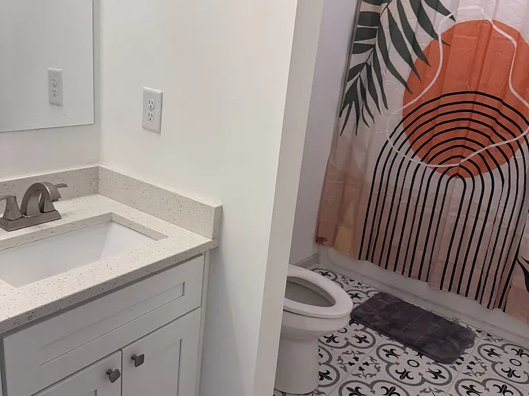 2206 Loring Ct #4 — Photo 9