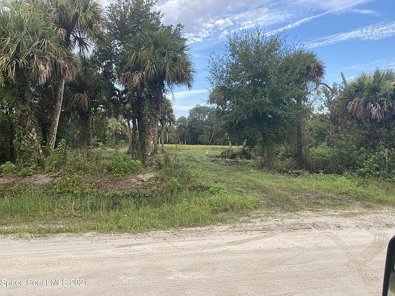 2nd image of 1300 Satellite Blvd