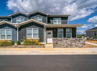 1520 Crownpoint Dr, Harrisonburg, VA 22801