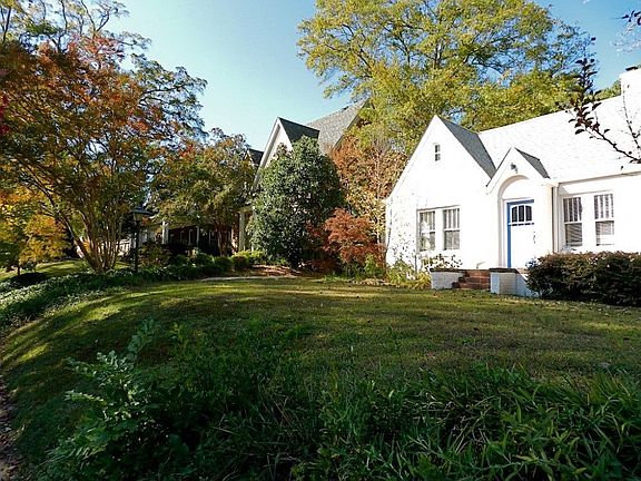 Alternate view of surrounding homes