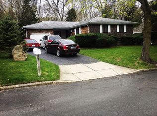 57 Newfoundland Ave, Huntington, NY 11743