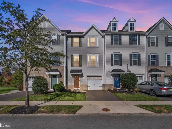 31 Ella Ln, Eastampton, NJ 08060