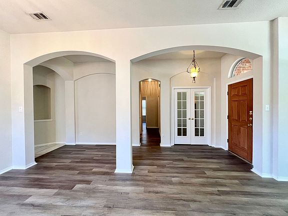 5th image of 5533 Green Hollow Ln