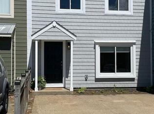 330 Cripple Creek Ct, Virginia Beach, VA 23452