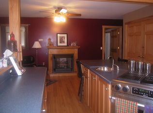 9207 Elizabeth St, Whitmore Lake, MI