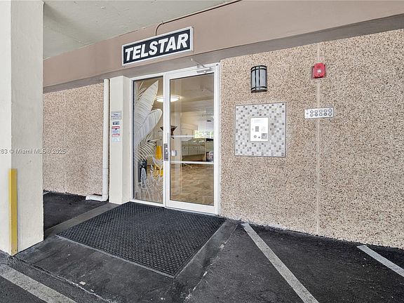 5th image of 1811 Jefferson St APT 209