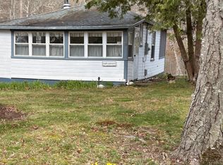 4 Long Pond Rd S #F, Ledyard, CT 06339