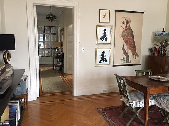 5th image of 105 W 72nd St APT 11A