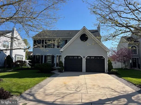 17 Ballinger Way, Mount Laurel, NJ 08054