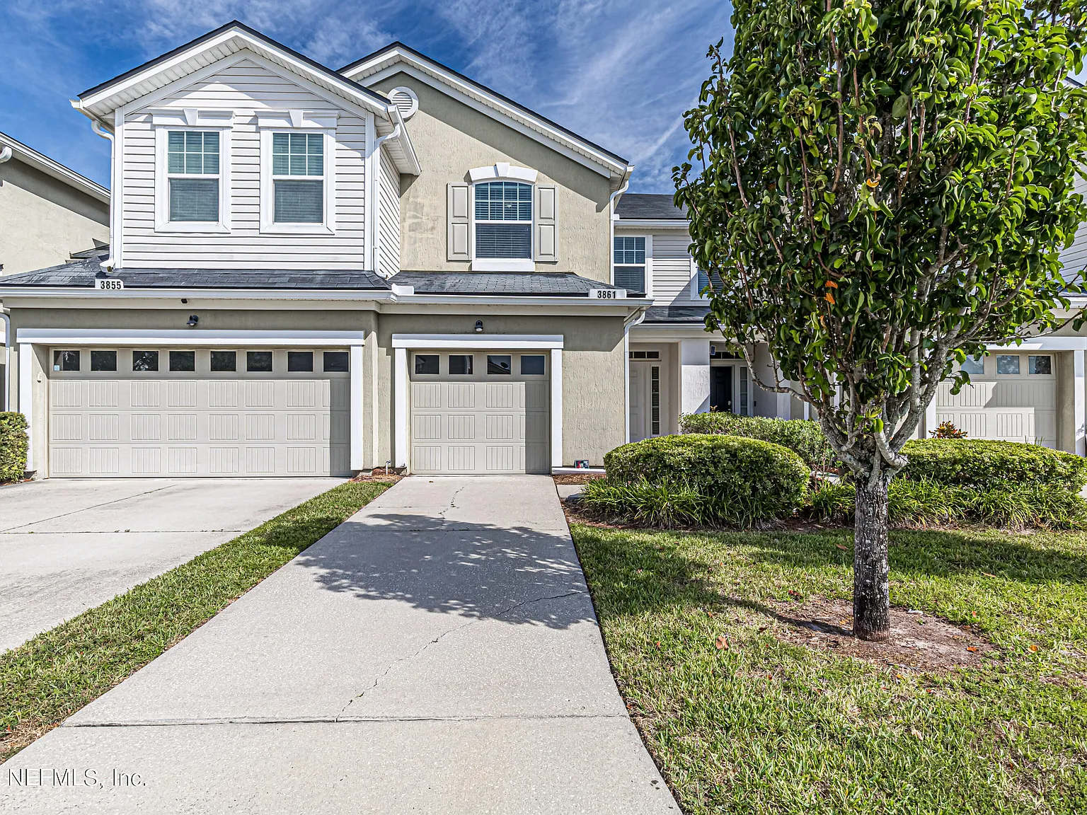 3 bed, 2.5 bath, 1564 sqft, $1,800 — Photo 1