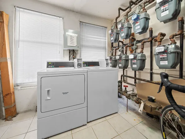 308 Monroe Street image 15 of 18