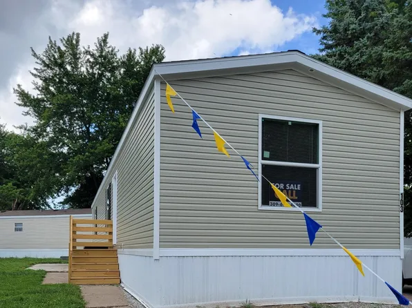 2300 79th Ave W #103, Rock Island, IL 61201