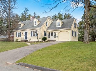 55 Carter Rd, Lynnfield, MA 01940