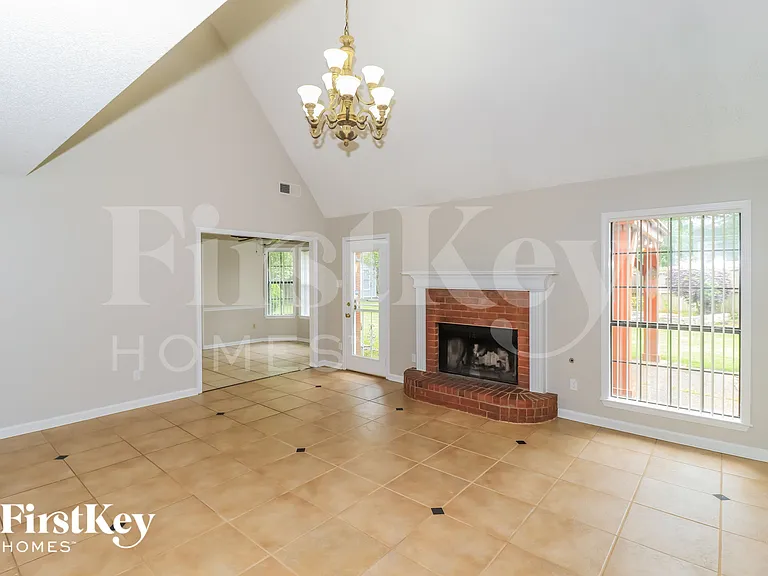 6417 Eagle Valley Cv — Photo 4