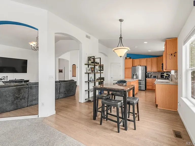 1510 S De Gaulle Cir — Photo 31