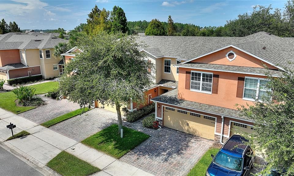 1st image of 1220 Priory Cir