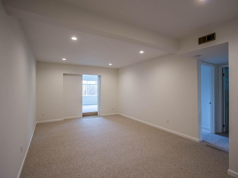 1st image of 192 Shipley Ave