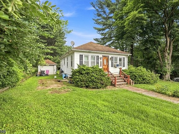 3rd image of 1151 Butlers Park Rd